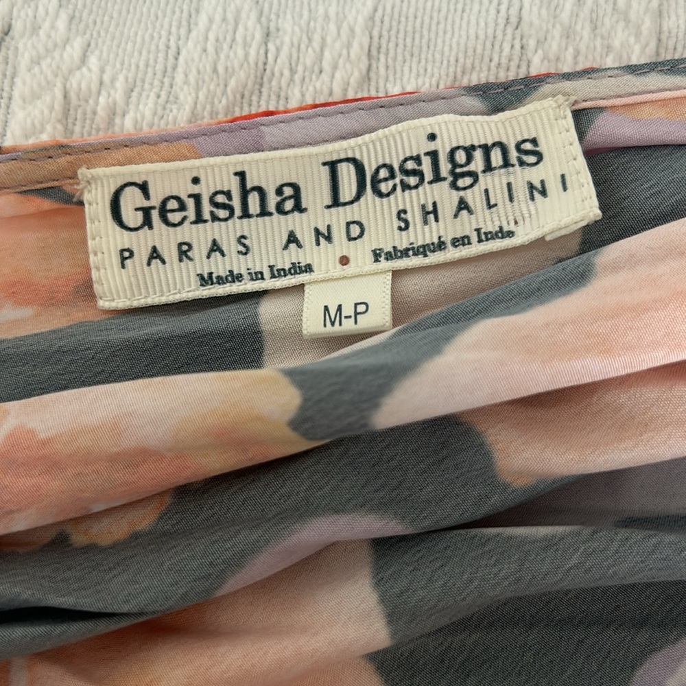 Anthropologie Asymmetrical Hem Midi Dress
Floral One-Shoulder Dress - Picture 6 of 7